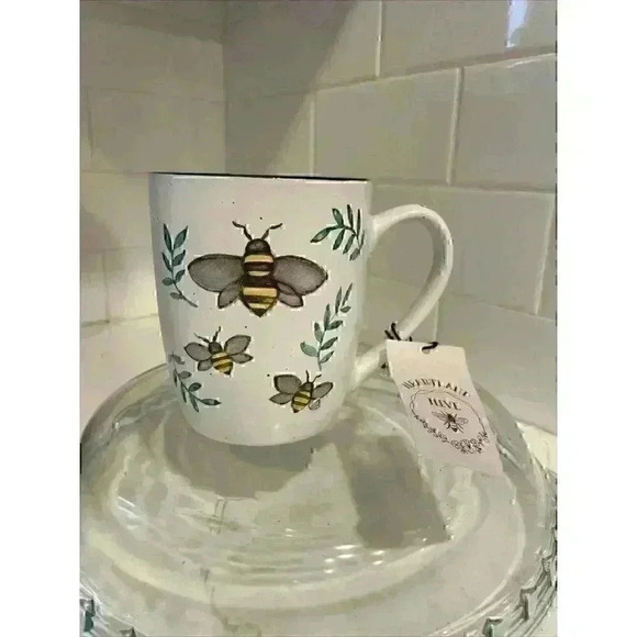 Busy Bee Spring Easter Coffee Mug super cute gift! NWT - Picture 1 of 9